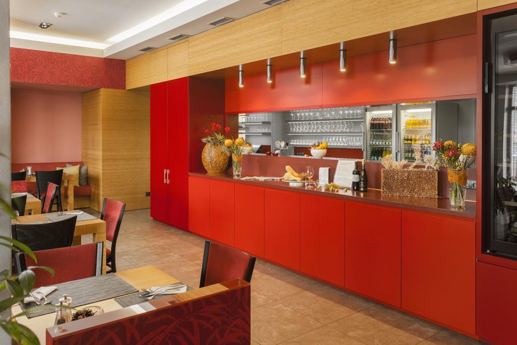 Nový Jičín Wellness Hotel Abacie מראה חיצוני תמונה